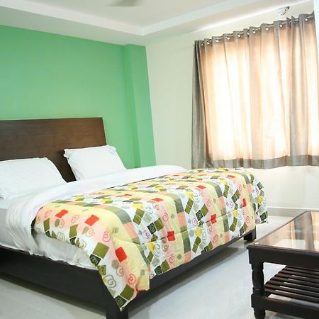 Kvp Inn Tirupati Phòng bức ảnh
