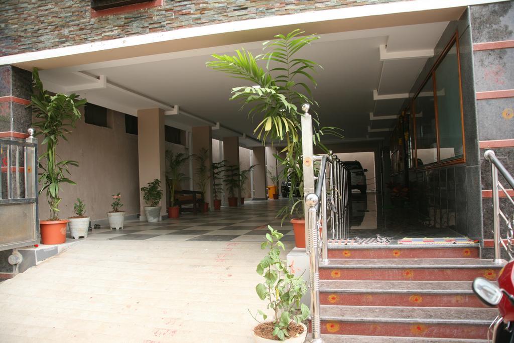 Kvp Inn Tirupati Ngoại thất bức ảnh