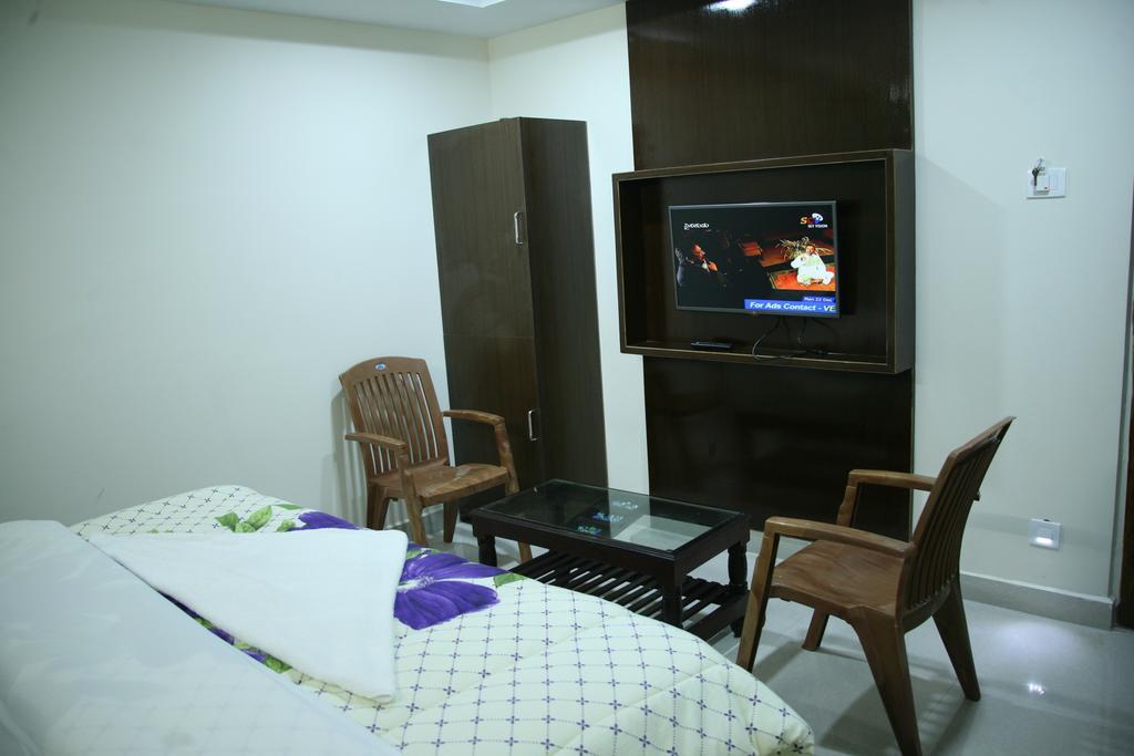 Kvp Inn Tirupati Ngoại thất bức ảnh